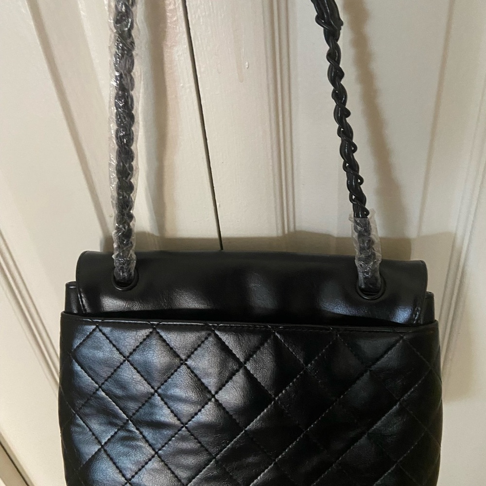 NEW Black Quilted Shoulder Bag - Picture 6 of 7
